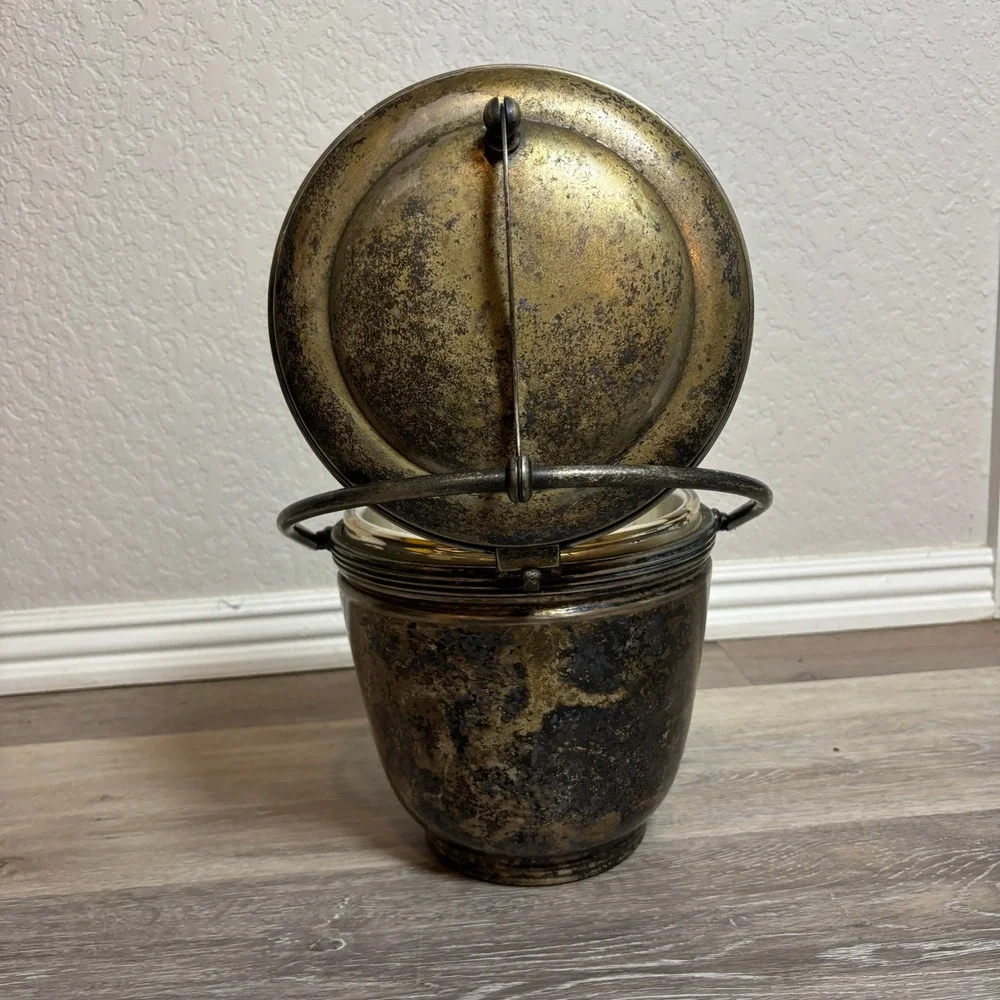 Vintage Silver Plated Ice‎ Bucket Hinged Lid Handle Ornate Lidded Container